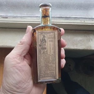DR.KILMER'S INDIAN COUGH CURE CONSUMPTION OIL EMB WITH RARE ORIGINAL LABEL 1890 - Picture 1 of 9