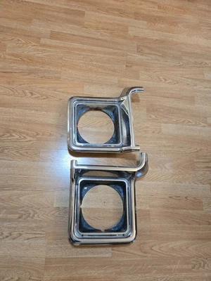 Biseles de faros cromados para camioneta Chevrolet-GMC 1973-1978 6262056 6262055 Foto 1 de 4