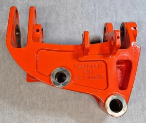 Kubota FRAME, SWING BT603 BT602 BT601 Backhoe BX23S OEM Part 7K530-12110 - Picture 1 of 12
