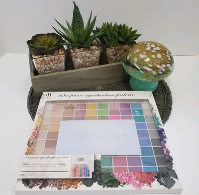 ELF 100 Piece Eyeshadow Palette, New In Box, Discontinued And Very Rare 🤩 - Image 1 of 4