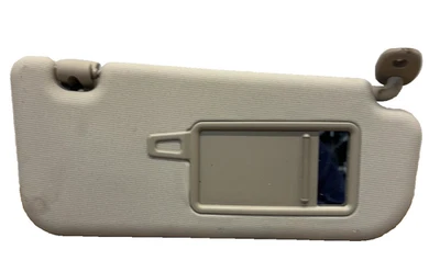 Parasol derecho 12-17 KIA RIO (sin iluminación) sin techo corredizo; Rh Foto 1 de 4