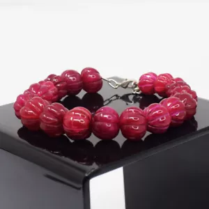 302 Cts Earth Mined 8" Long Red Ruby Flower Carved Beads Bracelet JK-39E347 - Picture 1 of 3