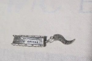 Estate de colección años 60 Ster CHARM - PUENTE DE LONDRES fino con etiqueta colgante 'Puente de Londres' AZ - Imagen 1 de 8