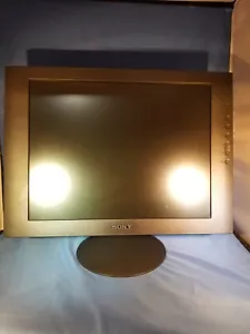Sony SDM-S51R 15" 1024x768 TFT LCD Color Computer Display Monitor - Picture 1 of 5