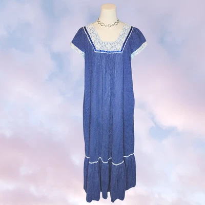 Maxi casa hawaiana de colección años 70 Nalii Honolulu azul marino polka núcleo pradera Foto 1 de 4