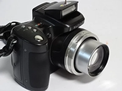 Kodak ZD710 Digitalkamera 7,1 MP  10-fach Zoom Schneider-Kreuznach 38-380mm - Bild 1 von 4