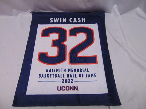 2022 Uconn Swin Cash HOF Naismith Memorial Towel Flag 18" x 14" #32 Connecticut Cover