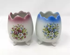 Juego de 2 tazas de huevos de porcelana vintage pintadas a mano rosa y azul - Imagen 1 de 11
