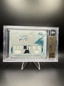 2017 Topps Triple Thread #TTARFF1 Freddie Freeman “Fathers Day” Relic. 1/1 - Picture 1 of 6