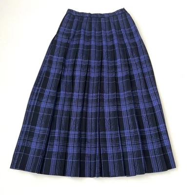 VTG Pendleton 100% Virgin Wool Plaid Pleated Skirt Sz 6 Blue Black MADE IN USA - Image 1 of 4