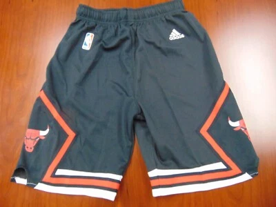 NUEVO SIN ETIQUETAS ADIDAS NBA CHICAGO BULLS PANTALONES CORTOS NEGROS TALLA JUVENIL M Foto 1 de 3