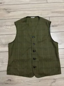 Barbour Moorhen Sporting Tweed Green Men Waistcoat Vest size M olive check wool - Imagen 1 de 10