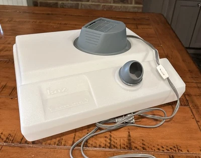 Vintage Kaz DynaMist 1800 Cool Mist Humidifier 2.1 Gallon  - Image 1 of 4