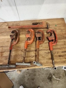 Lot Of Rigid Heavy Duty Pipe Cutters And Heavy Duty Pipe Wrench 24" - Picture 1 of 8