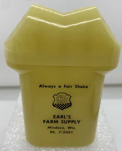 Mindoro Wisconsin EARLS FARM SUPPLY Advertising Salt Pepper La Crosse Feed Seed - Picture 1 of 6