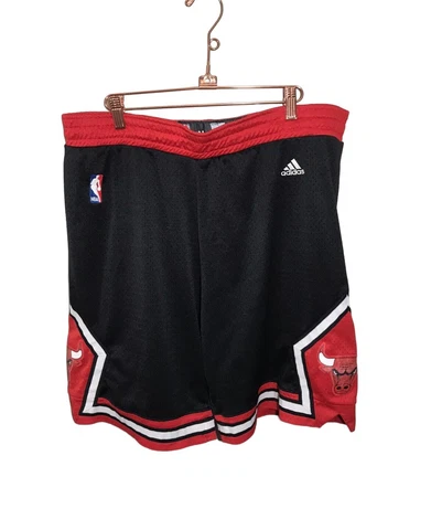 Rare Vintage Authentic Adidas NBA Chicago Bulls Men Basketball Shorts Sz M Black Cover