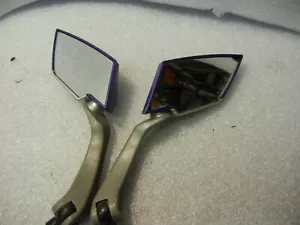 PAR DE ESPEJOS RETROVISORES LATERALES DE PLÁSTICO PARA MOTO - Imagen 1 de 10
