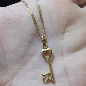 18K Yellow Gold #13 Heart Key Pendant with 18K Chain Link Necklace 18 Inches - Picture 1 of 12