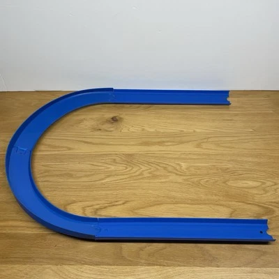 Original Hot Wheels Banked 180 Degree Curved Corner & 2 Blue Tracks - 400mm wide - Image 1 of 4