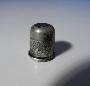 Schöner alter * Fingerhut * 800er Silber * - Bild 1 von 6