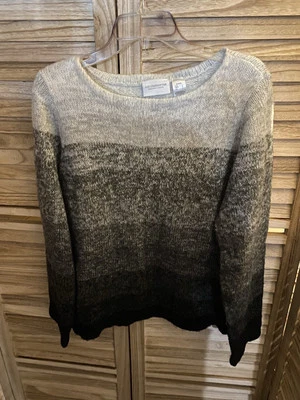 Liz Claiborne Lizsport Women's Size LP Gray & Black Pullover Sweater Long Sleeve - Image 1 of 4