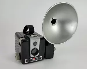 Cámara y flash vintage baquelita Kodak Brownie ojo de halcón - para exhibición - Imagen 1 de 11
