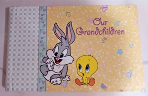 Vintage Fotoalbum LOONEY TUNES Unsere Enkelkinder FASST 20 4X6 - Bild 1 von 6