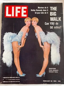 Life Magazine February 22 1963 Ephemera Vintage Ads Kessler Twins Junk Journal - Imagen 1 de 7