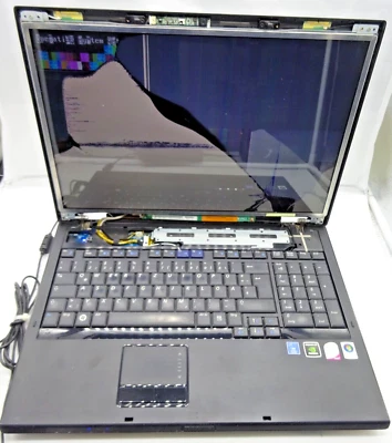 Samsung R700 NP-R700 Notebook *OHNE RAM und HDD*Für Ersatzteil DEFEKT#N482 - Bild 1 von 4
