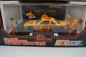 1992 NASCAR Racing Champions 1:24 PIT STOP SHOW CASE, Ernie Irvan #4 KODAK, NEW - Picture 1 of 3