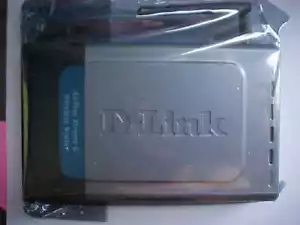 D-link AirPlus Xtreme Super-G DI-624 108 Mbps 4-Port 10/100 Wireless G Router - Picture 1 of 5