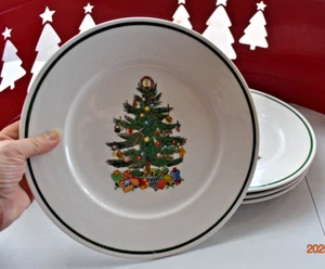 4 ~ BADCOCK Hostess CHRISTMAS Tree Holly Berry Dinner Plates 10 3/8" VTG 1980s - Picture 1 of 6
