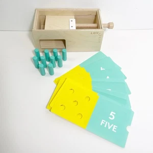 Lovevery Wooden Counting Box with 10 Number Cards Pegs Free Spirit Kit Complete - Picture 1 of 1