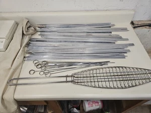 Aluminium und Edelstahl kommerzielle Grillspieße Posten. GA5 - Bild 1 von 23