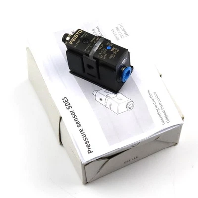 Festo pressure sensor SDE5-V1-FP-Q6-P-M8 542887 original packaging - Image 1 of 4