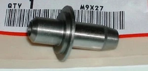 *OEM 1EA HONDA INTAKE VALVE GUIDE CT90 ATC90 ST90 CL90 SL90 CM91 US90 (57S) - Picture 1 of 1