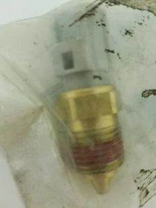 1824451C1  International temp sensor - Picture 1 of 1