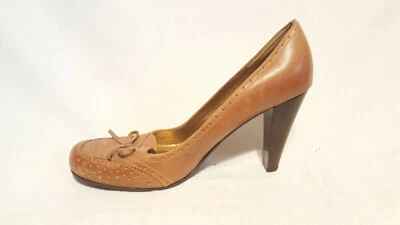 Zapatos de salón Next clásicos de cuero tostado para mujer talla 10 Foto 1 de 4