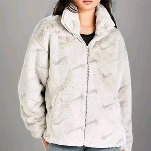 Nike Sportswear Plüsch Damen Medium bedruckt Kunstfell Jacke Mantel DQ6842-072 EUC - Bild 1 von 20