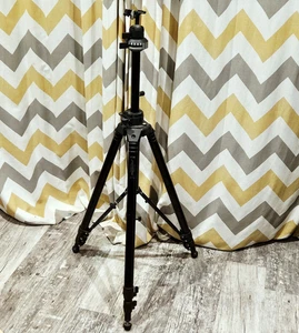 Manfrotto ART 075 Professional Tripod With Manfrotto Head 108 Ball Head Preloved - Picture 1 of 23