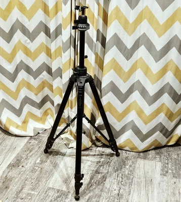 Manfrotto ART 075 Professional Tripod With Manfrotto Head 108 Ball Head Preloved - Image 1 of 4