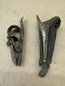 Lot Of 2 Vintage Leather Corn Shucking Pegs ~ Corn Shuckers ~ Farm Tools - Picture 1 of 7