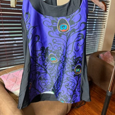 Camiseta deportiva de ciclismo Moxie para mujer con espalda violeta negra Foto 1 de 4