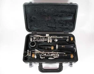 Yamaha YCL 250 Bb Student Model Clarinet With 4C Mouthpiece - Picture 1 of 11
