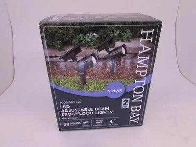 Pacote com 2 luzes de inundação/ponto de feixe ajustável LED SOLAR HAMPTON BAY - Imagem 1 de 4
