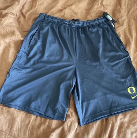 Nike Oregon Ducks Standard Dri-Fit Coach Shorts AR6897-060 Men’s Size S NWT Cover