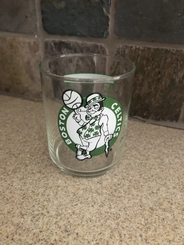 1986 Boston Celtics NBA World Champions Mobil Drinking Glass 4 " original logo Cover