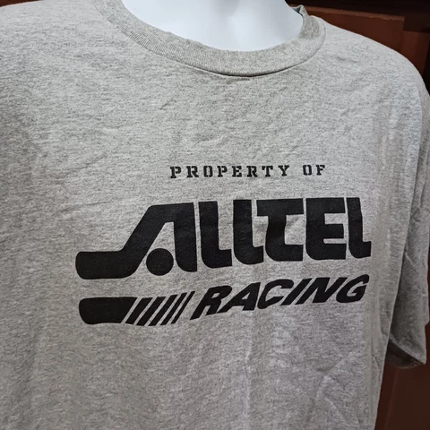 Vintage Team Penske Racing Ryan Newman XL Team Issued Gray Shirt NASCAR T-shirt Cover