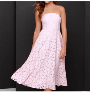 Neu mit Etikett BB Dakota trägerloses Spitzenkleid rosa 10 - Bild 1 von 20