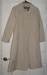 WOMEN'S COAT - RAINCOAT - LONDON FOG - COLOR - TAN - SIZE - 4 PETITE - Picture 1 of 2
